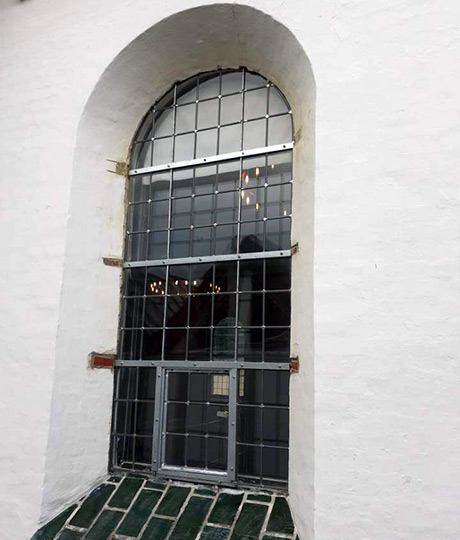 Udskiftning af blyindfattede kirkeruder i Sønderjylland